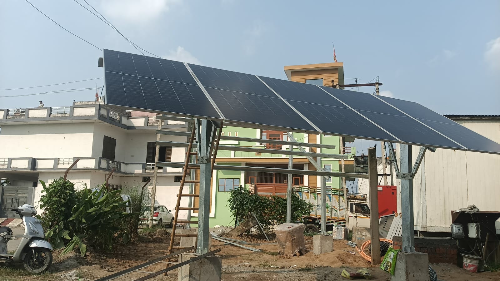 Meerut Elevated Solar Array